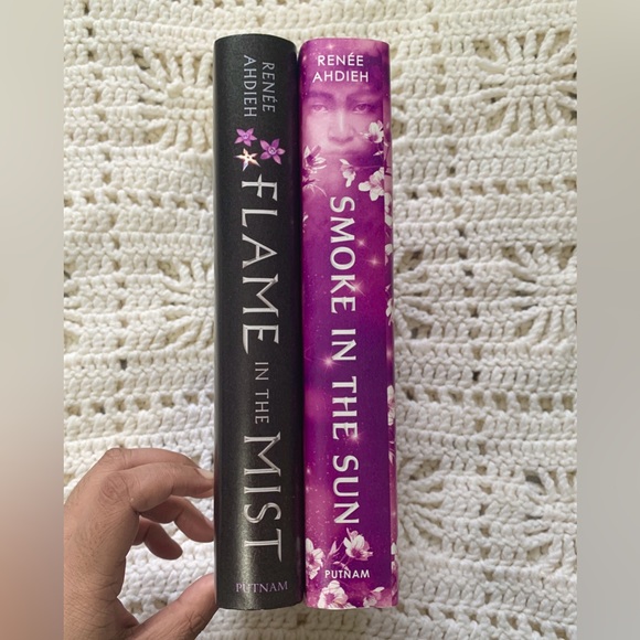 Flame in the Mist by Renée Ahdieh | Hardback | Used Book: Very Good Condition - Picture 2 of 2